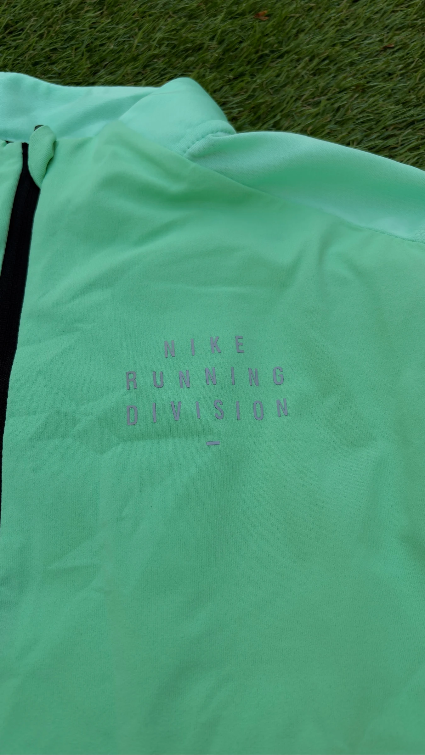 Sudadera Nike Running Division Verde Talla L – photo 3